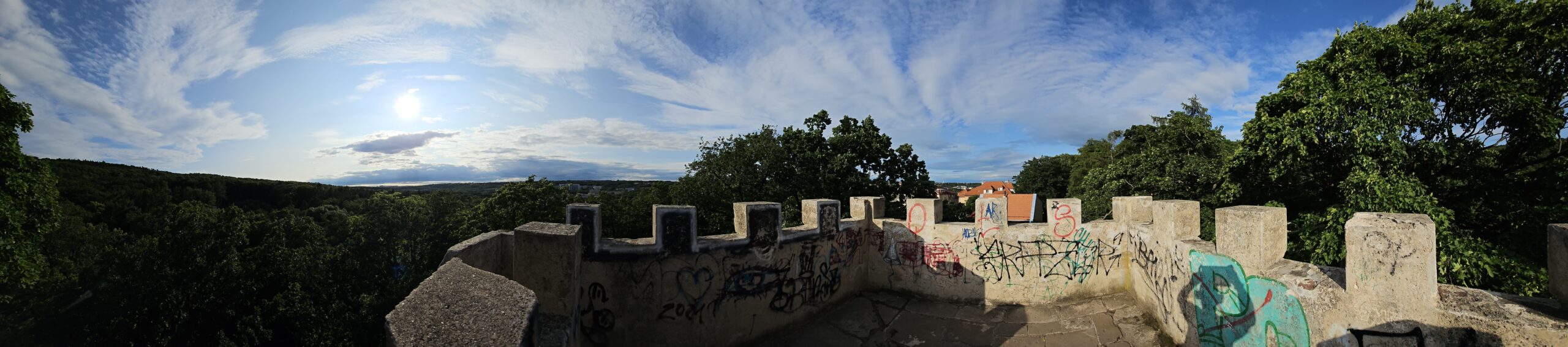 Chlapská cesta po dešti